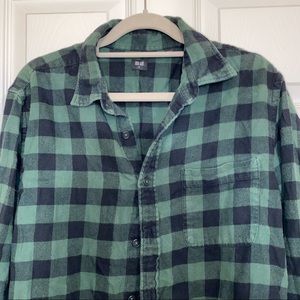 Uniqlo Green and Black Flannel